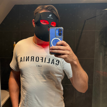 Luxyor RedLight Maske: LED Gesichtsmaske und Nackenband, Lichttherapie mit Rot, Blau, Grün und Infrarot, kabellos